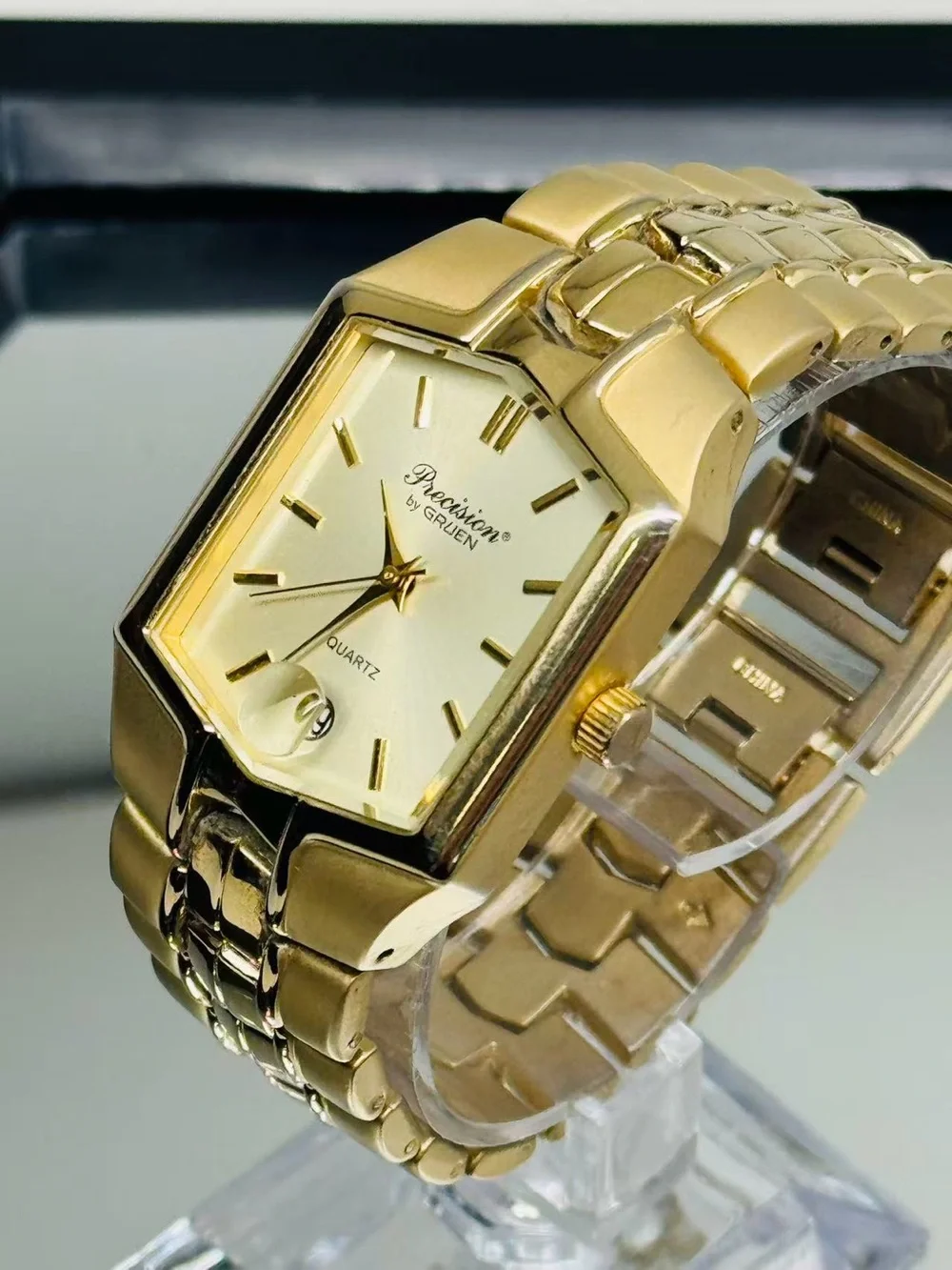 Vintage Precision By Gruen Quartz Women’s Watch Gold Tone Date New Battery Runs